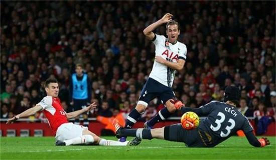 防守漏洞屡 防守漏洞屡